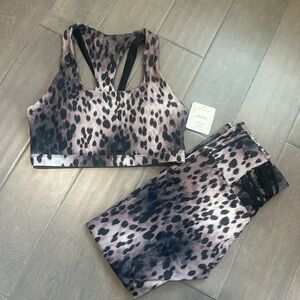 Fabletics Powerhold leggings and sports bra set XS pants, Small bra